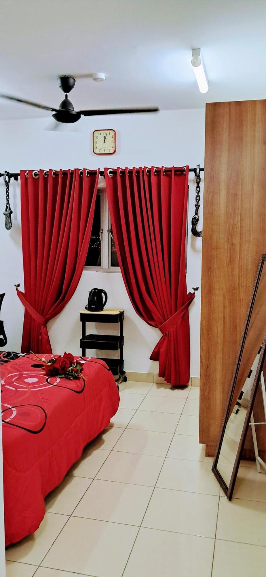 The Red Room Alanis Residence Sepang Exteriér fotografie