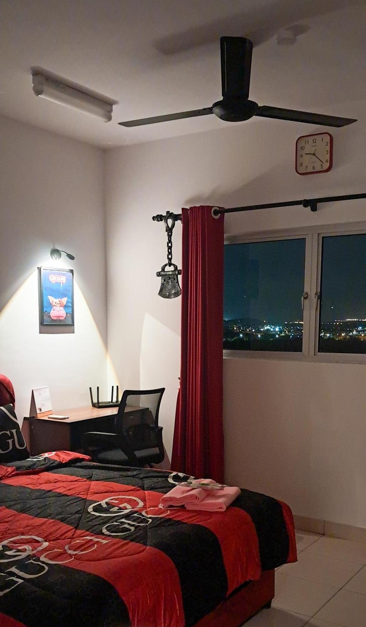 The Red Room Alanis Residence Sepang Exteriér fotografie